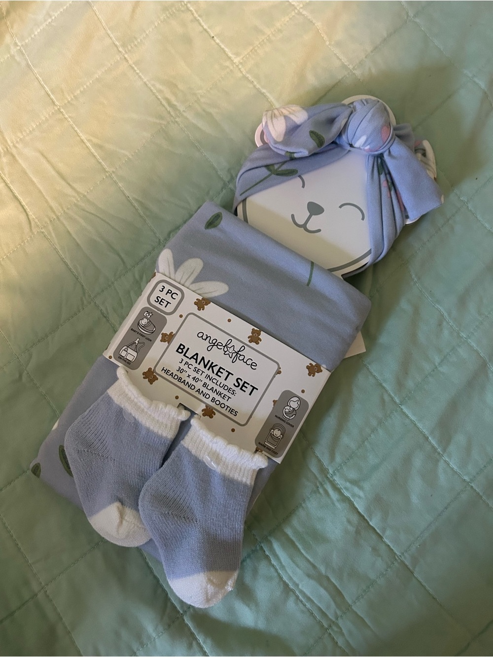Baby Blanket Set in baby blue  - 3-Piece (Headband, Blanket, Booties)